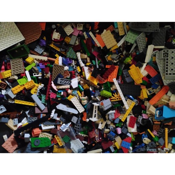 LEGO Bulk By the Pound Sorted and Washed Bricks - Picture 1 of 8